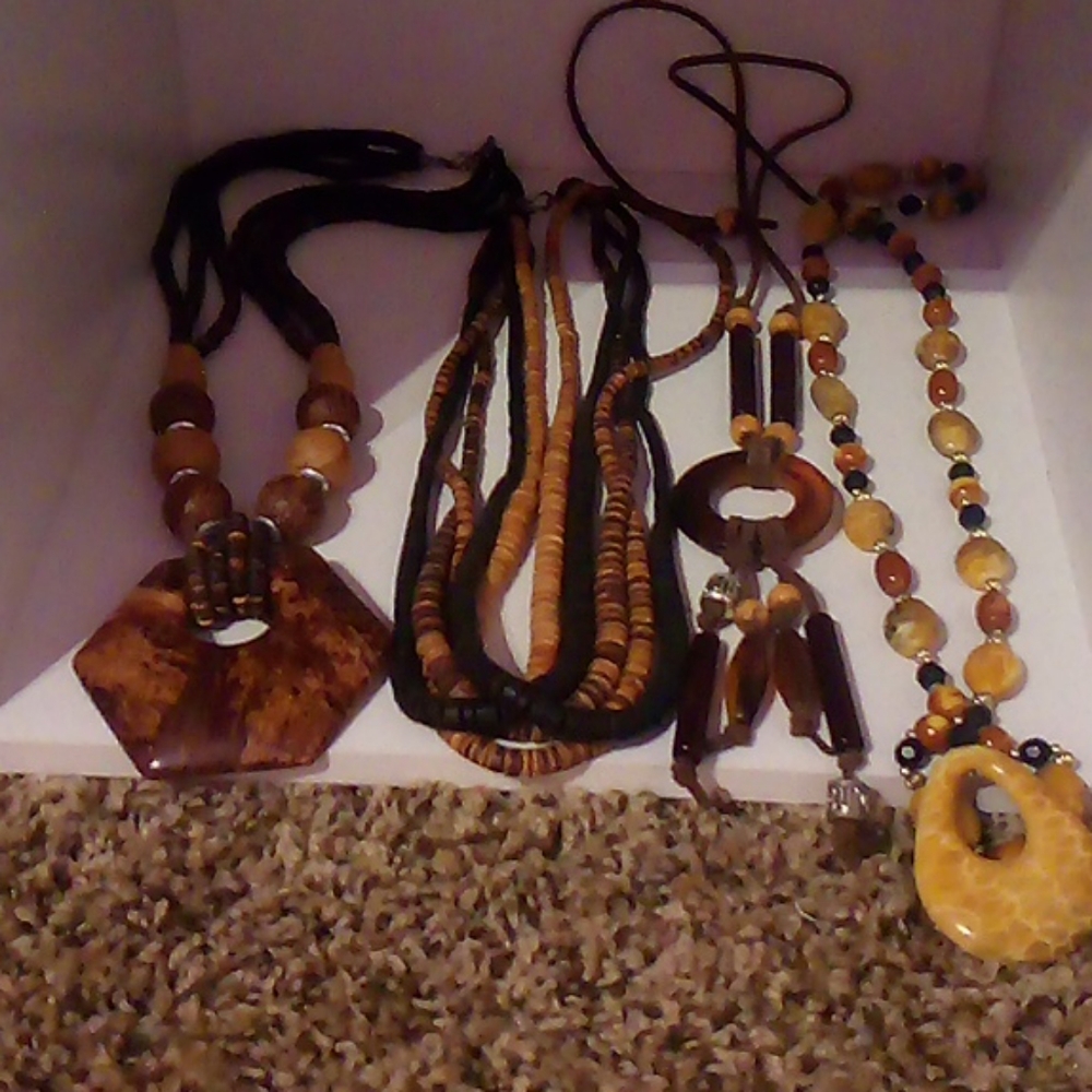 Necklaces in shades of brown
